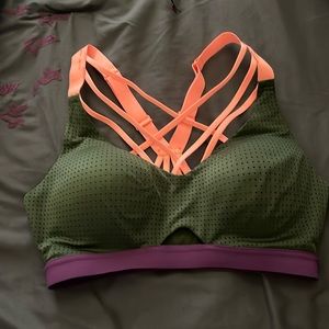 Victoria secrets sports bra